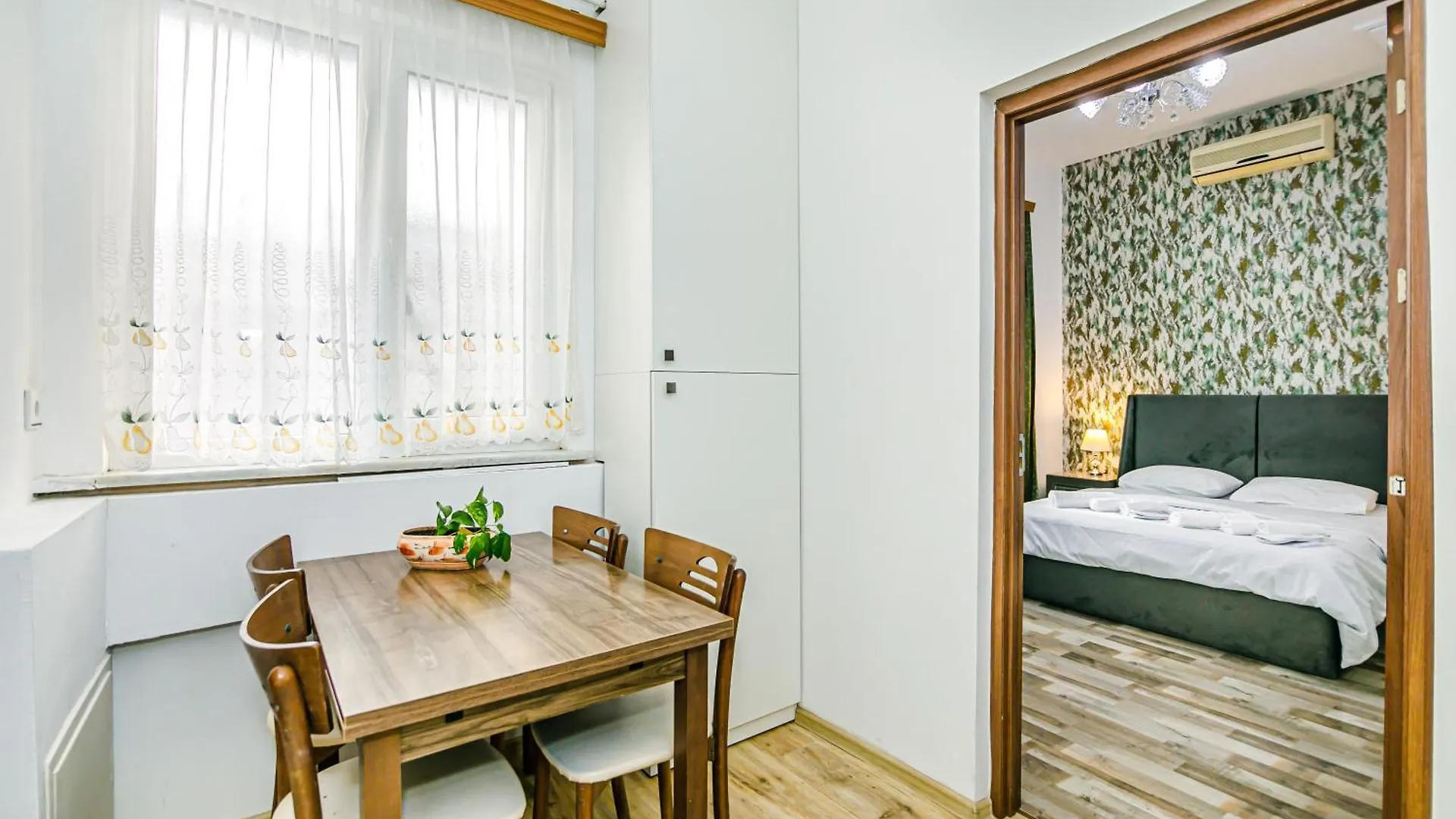 Central Apartment Fireland Baku Azerbaijan